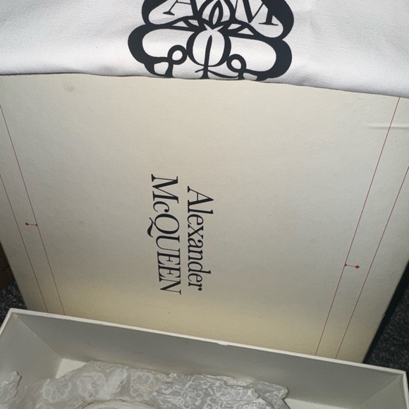 🛍️ High-Top Gray and White Platform Sneakers - Picture 6 of 8